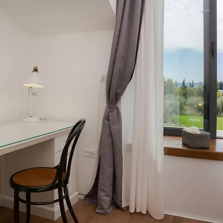Hotell Luxury Family Paradise With Private Pool, Jacuzzi, Sauna And Gym Near The In Kastel Luksic - Split