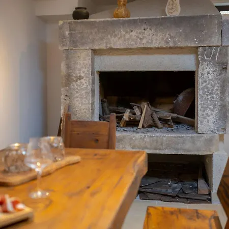 Luxury Family Paradise With Private Pool, Jacuzzi, Sauna And Gym Near The In Kastel Luksic - Split 4*